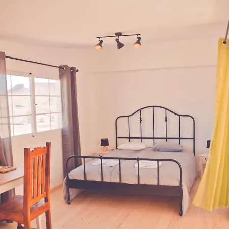 Gartenappartement - Tierra - Surf & Yoga Vakantiehuis